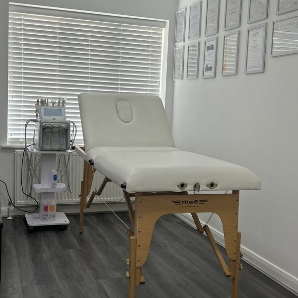 the clinic Bed at The Hidden Retreat